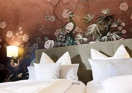 Boutique Hotel Diana 3*